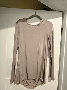 lululemon athletica Women's Long Sleeve Scoop Neck Top - Light Taupe
